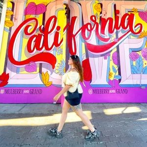 Meet your Posher, Raquel